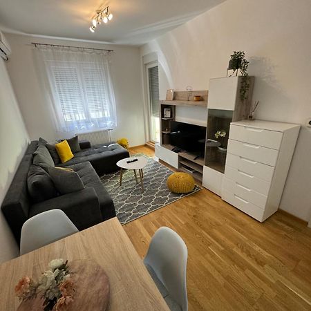 Novi Sad Apartman Apartment Ngoại thất bức ảnh