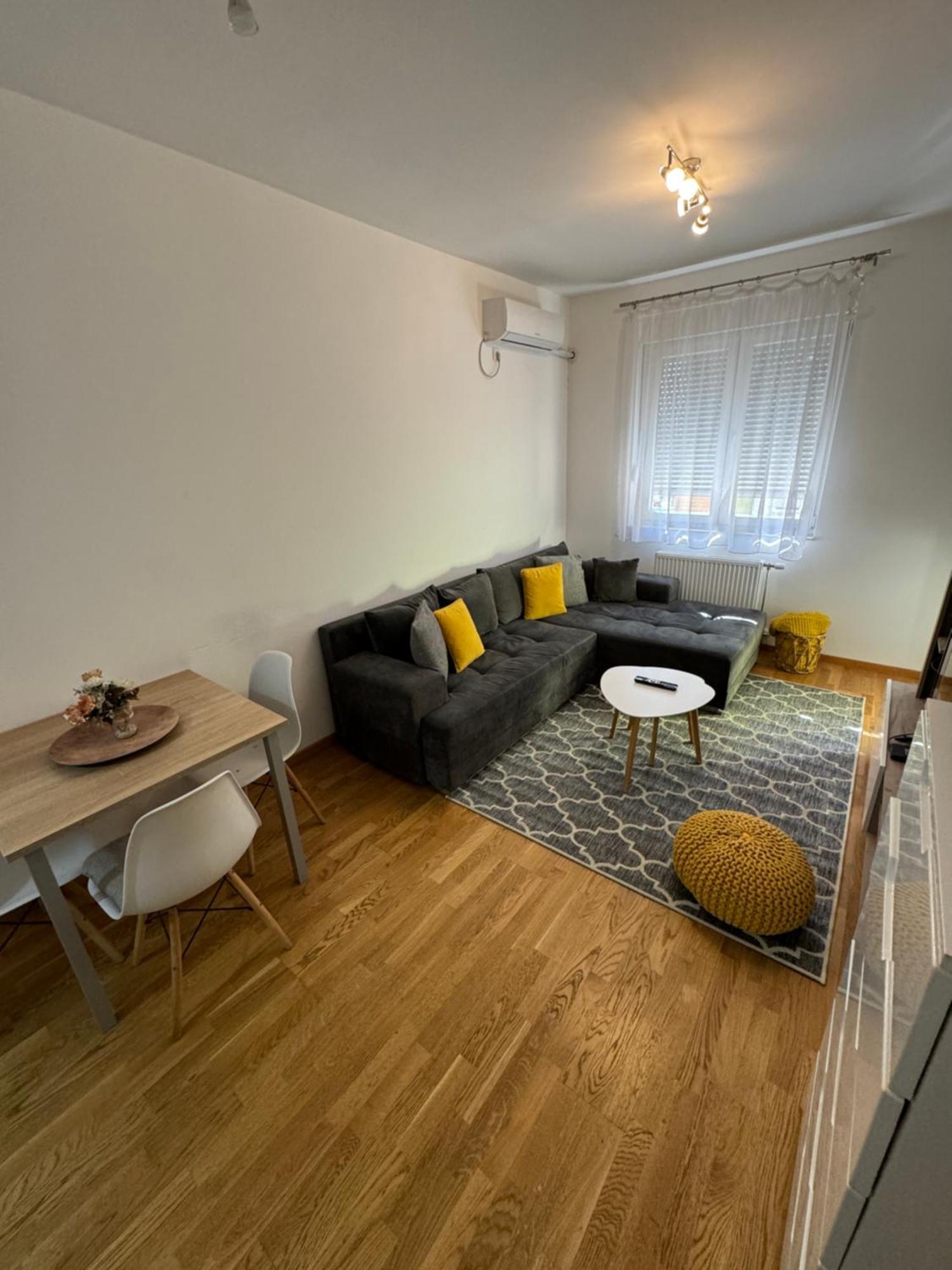Novi Sad Apartman Apartment Ngoại thất bức ảnh